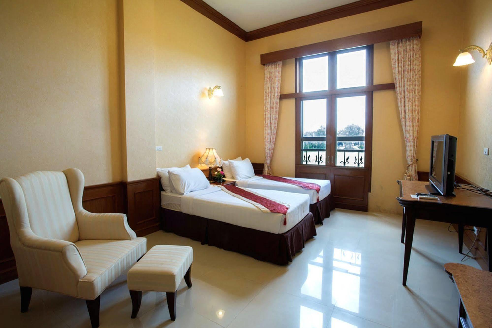 Chateau De Khaoyai Hotel & Resort Pakchong Luaran gambar